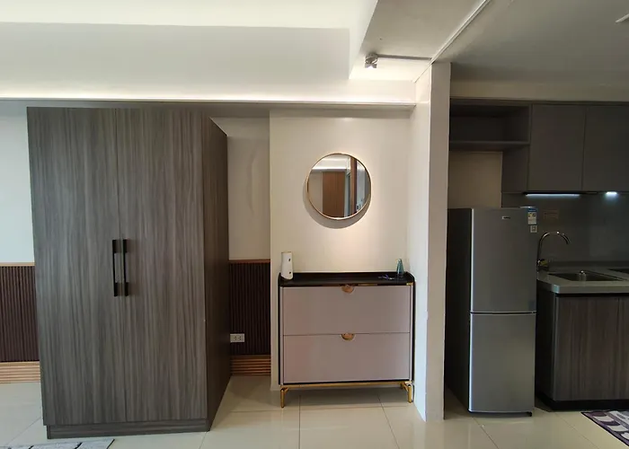 Cozy Sunlit Retreat, Spacious Type Unit In The Of Entertainment Manila