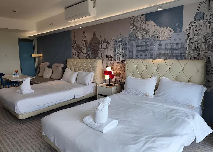 Cozy Sunlit Retreat, Spacious Type Unit In The Of Entertainment Apartment Manila